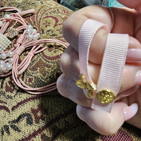 Tory Burch "Love Relentlessly" Ribbon Bracelet + Extras💗 - Picture 10 of 13